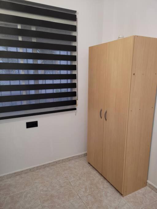 Apartamento Bajo Con Terraza Y Piscina Torrevieja Esterno foto
