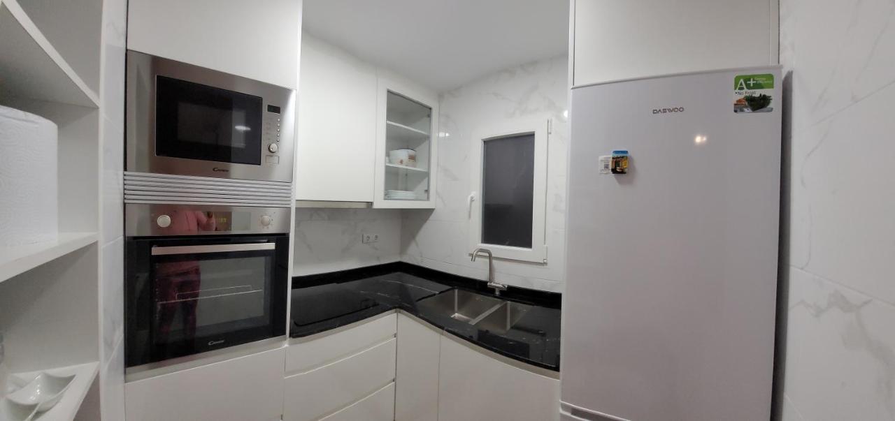 Apartamento Bajo Con Terraza Y Piscina Torrevieja Esterno foto