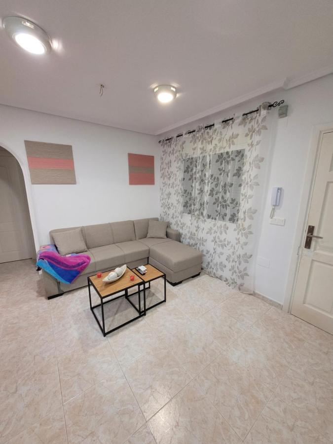 Apartamento Bajo Con Terraza Y Piscina Torrevieja Esterno foto