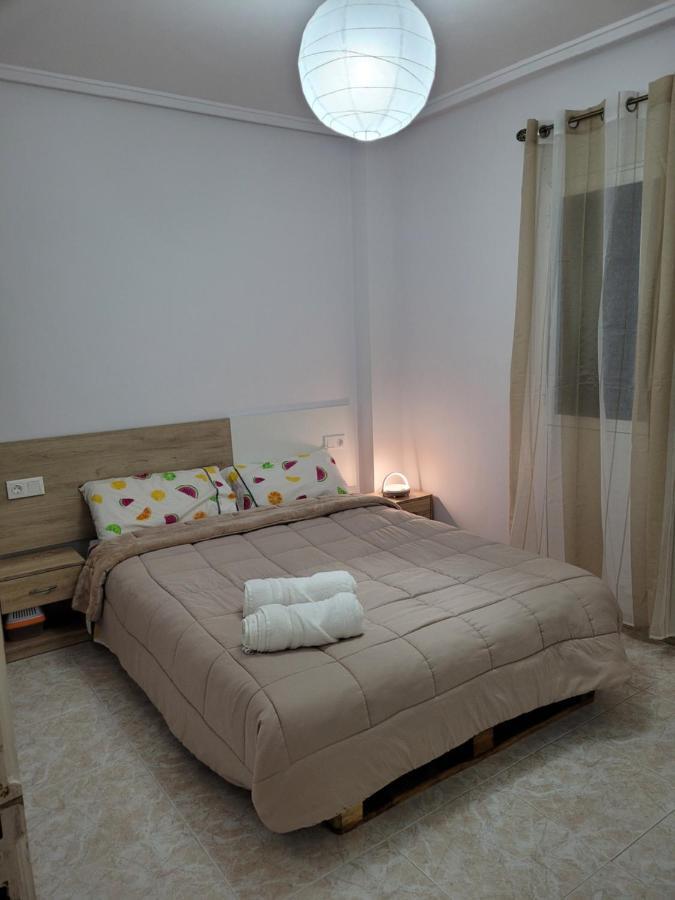 Apartamento Bajo Con Terraza Y Piscina Torrevieja Esterno foto