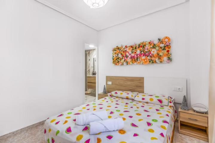 Apartamento Bajo Con Terraza Y Piscina Torrevieja Esterno foto
